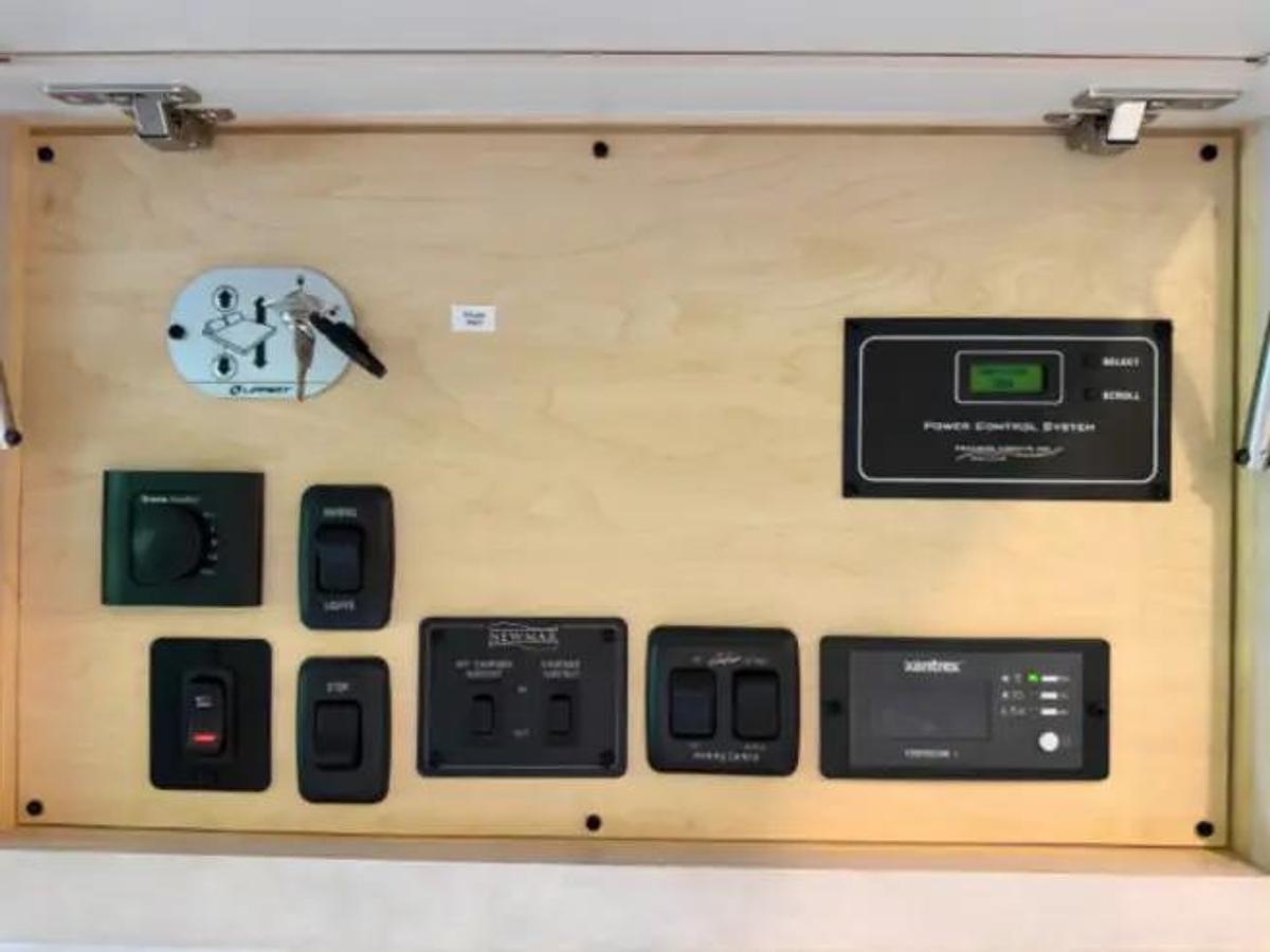 Used 2023 Newmar Bay Star 3629 Class A Motorhome