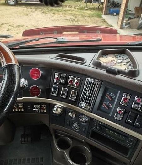 Used 2015 Volvo VNL64T780