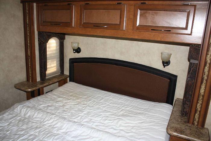 Used 2014 Thor Motor Coach Freedom Elite 31L