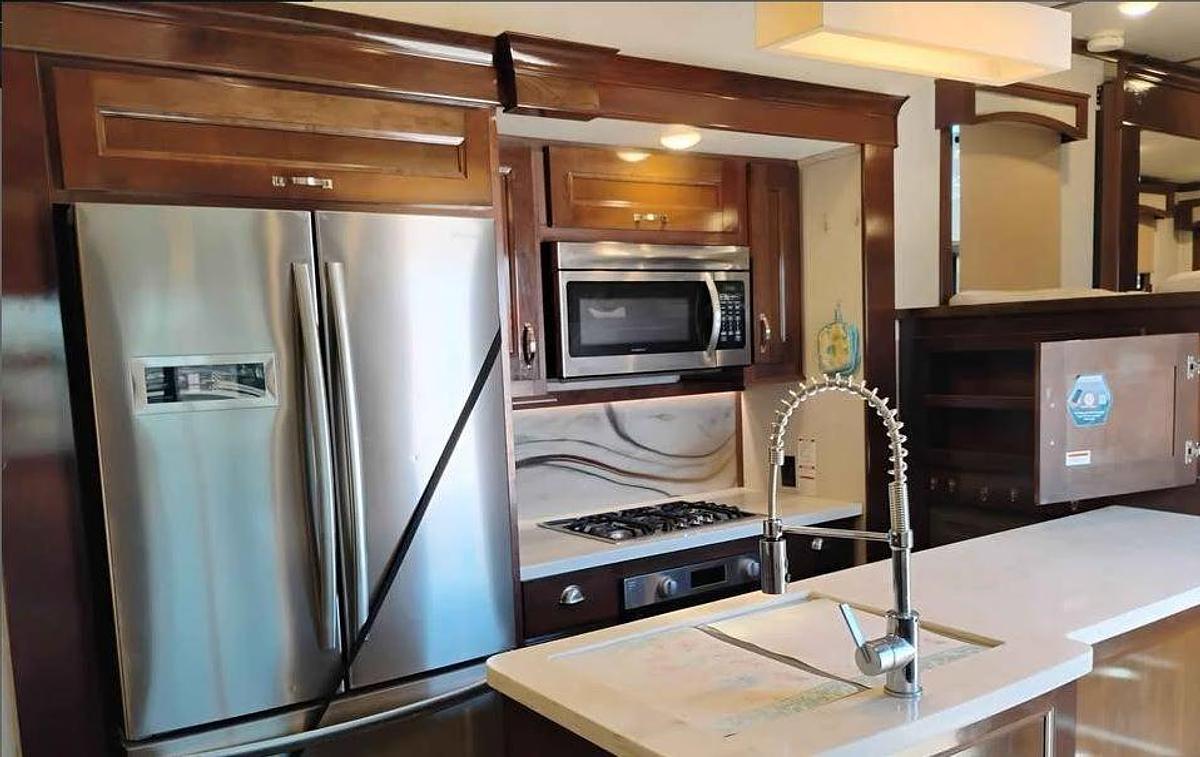 Used 2019 Crossroads Redwood 3951WB Fifth Wheel