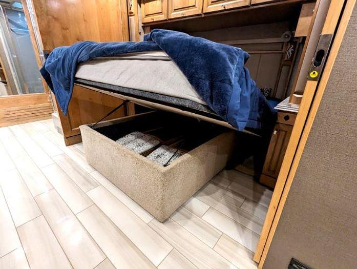 Used 2019 Tiffin Phaeton 40IH