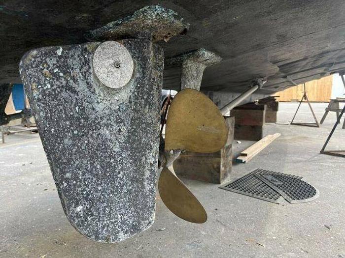 Used 1970 Tollycraft CB Tri Cabin