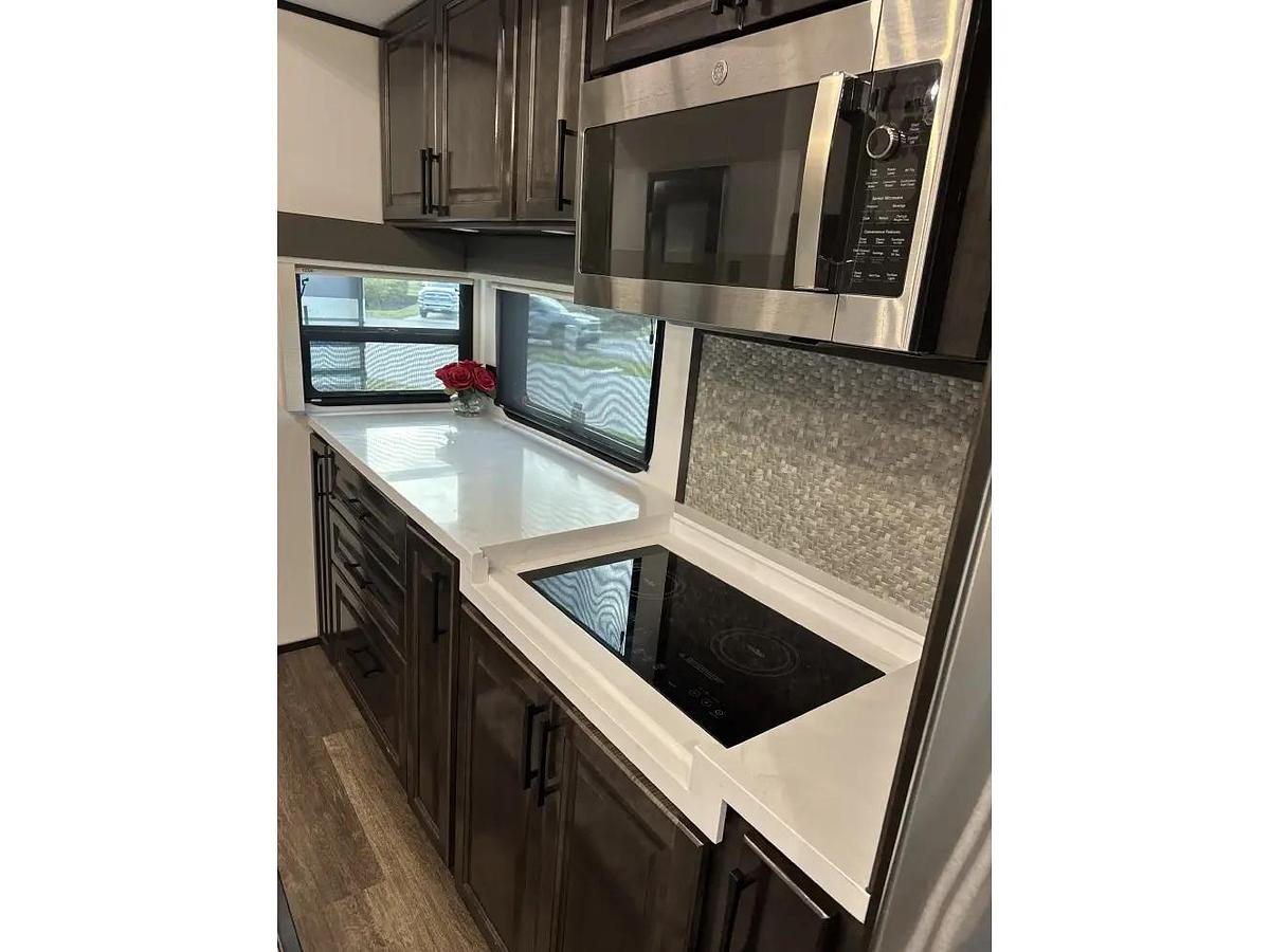 Used 2026 Luxe Regent Flb