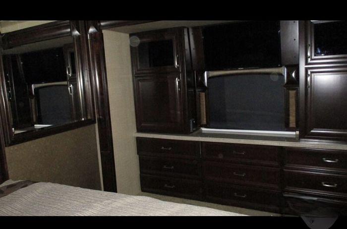 Used 2014 American Coach American Revolution 42W