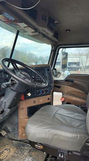 Used 2014 Mack Granite GU813