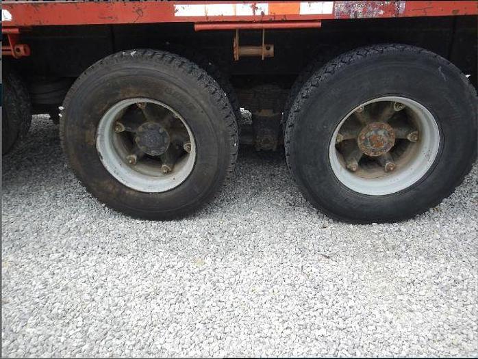 Used 1992 Ford L9000 With Mounted On 1992 IMT 13034