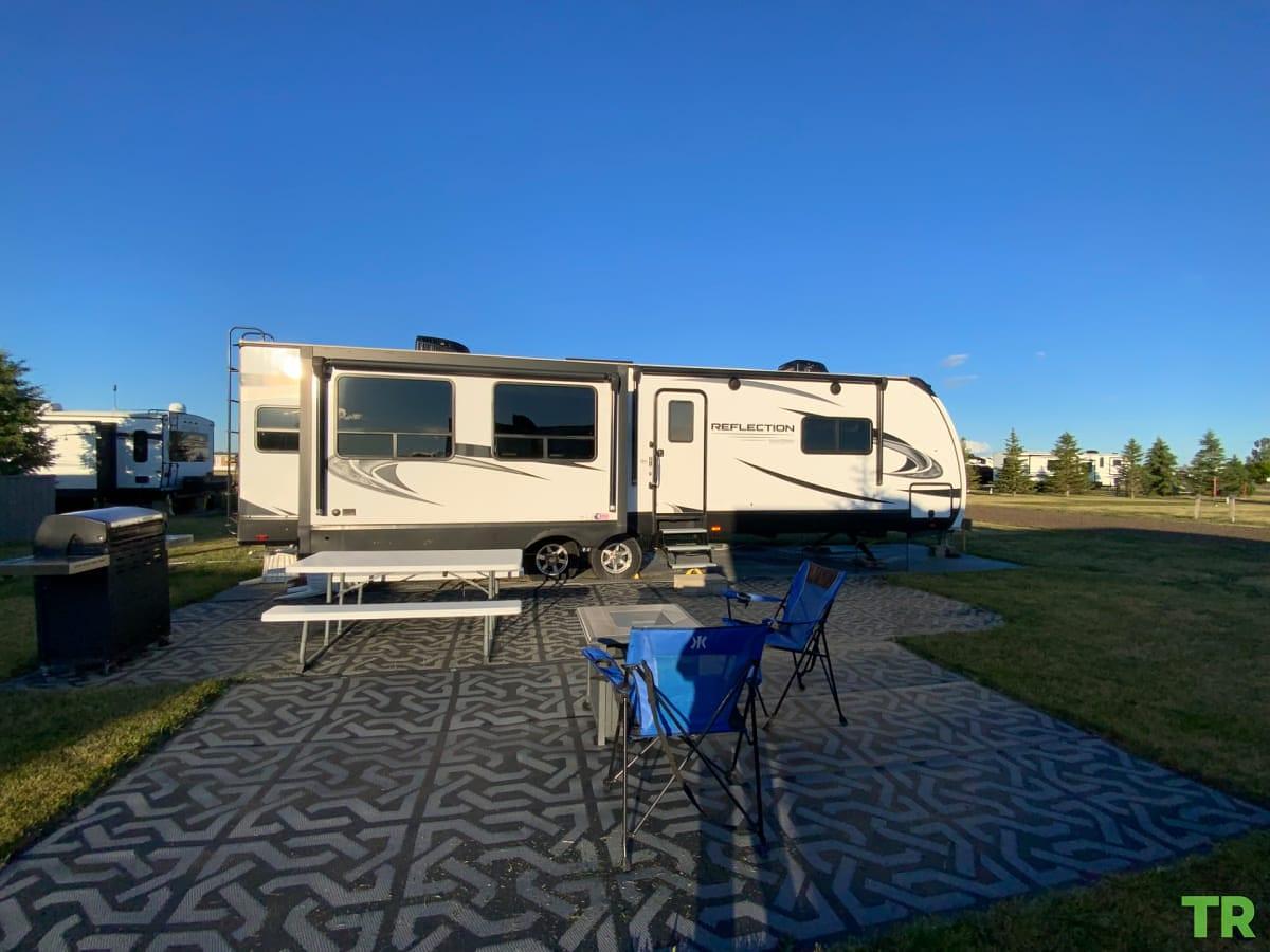 Used 2022 Grand Design Reflection 315RLTS