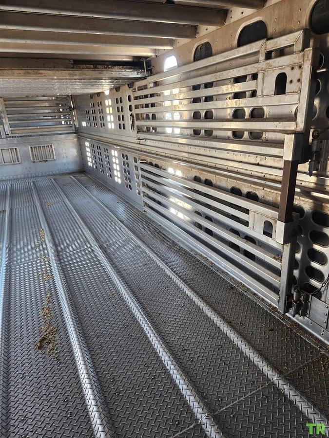 Used 2016 Wilson Cattle Trailer