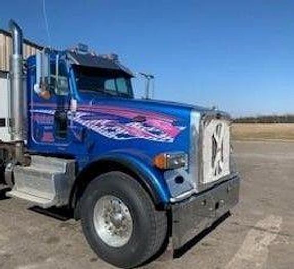 Used 2013 Peterbilt 367