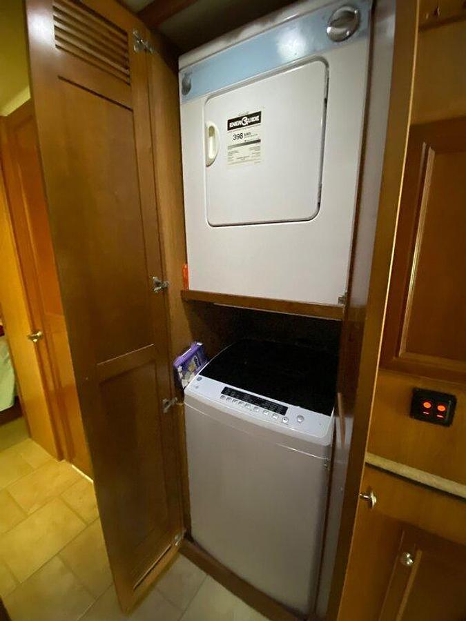 Used 2007 Country Coach Tribute 260