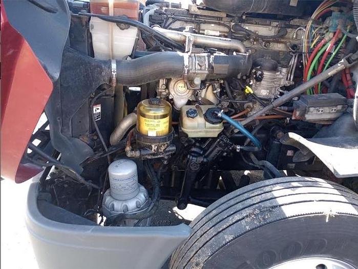 Used 2012 Freightliner Cascadia 125