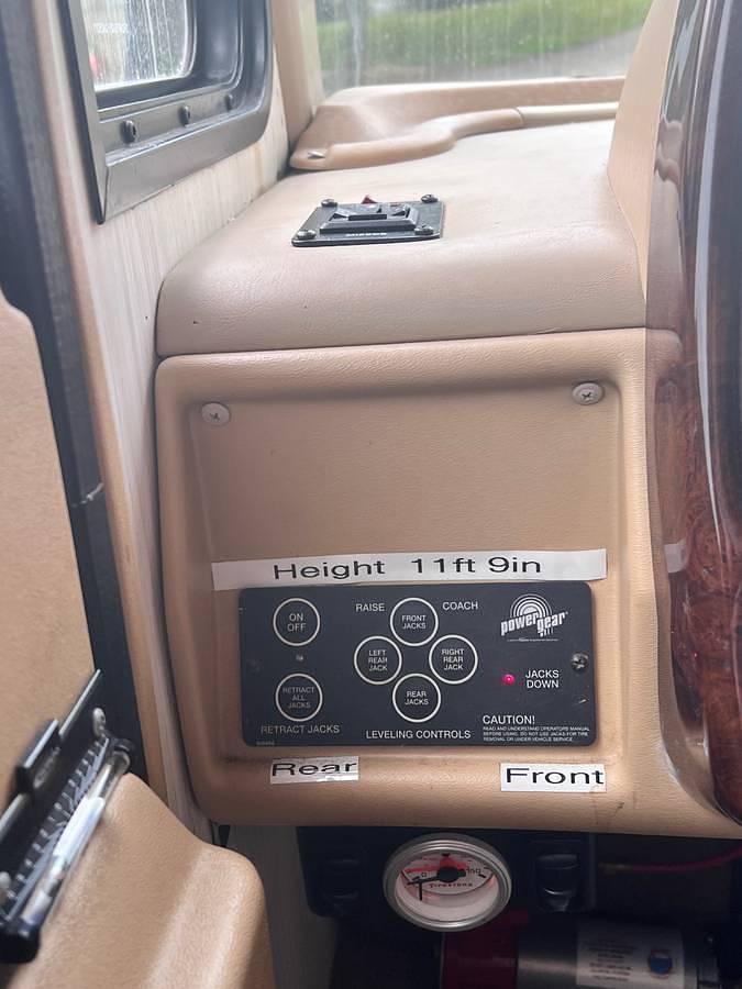 Used 2000 Fleetwood Pace Arrow 37C Class A Motorhome