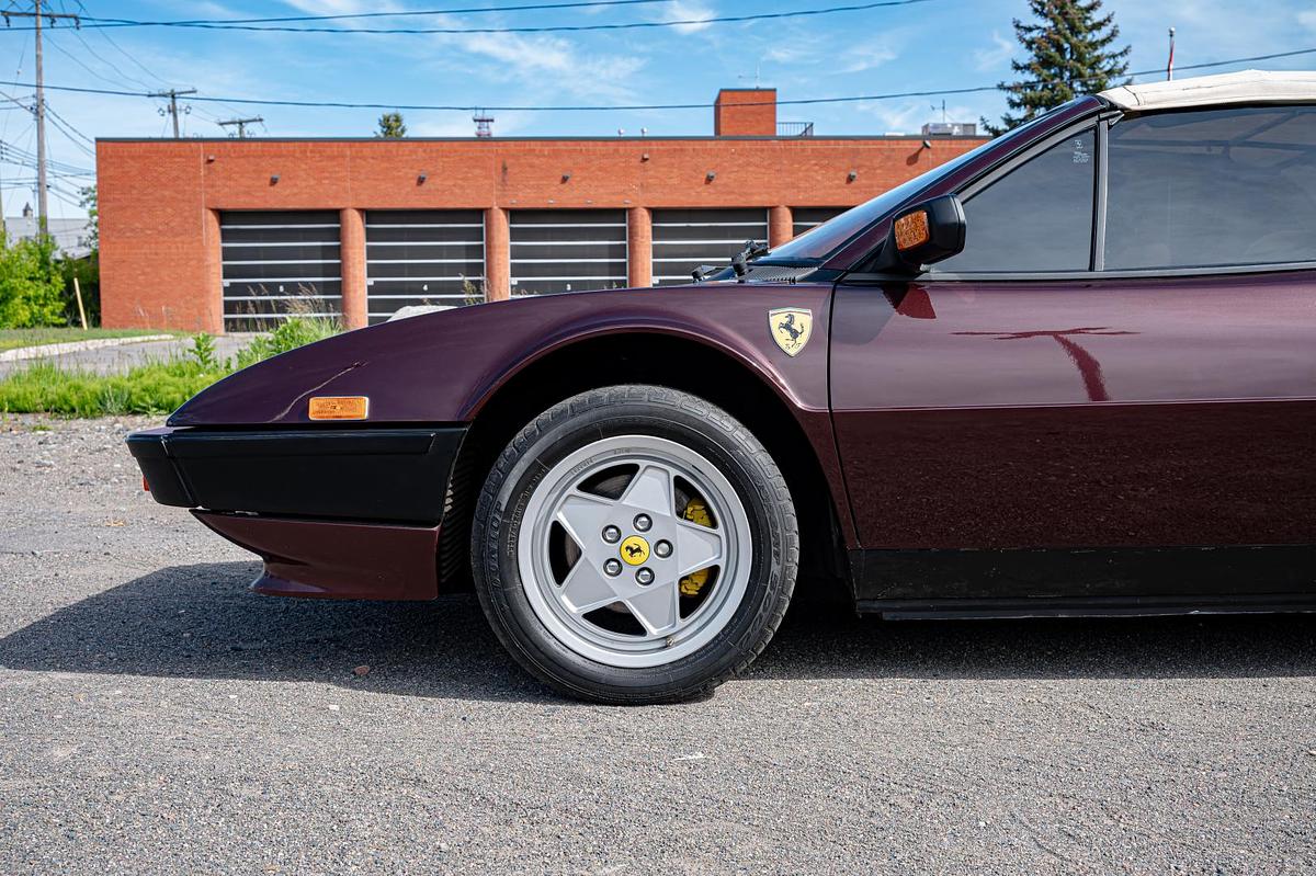 Used 1985 Ferrari Mondial Quattrovalvole Cabriolet