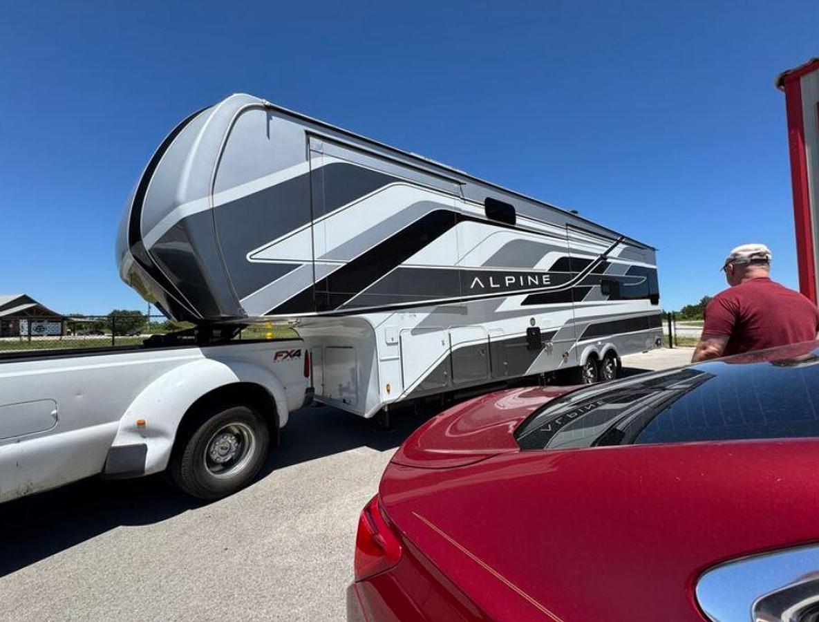 Used 2024 Keystone Alpine 3303CK Fifth Wheel