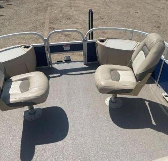 Used 2016 Sun Tracker Pontoon Boat