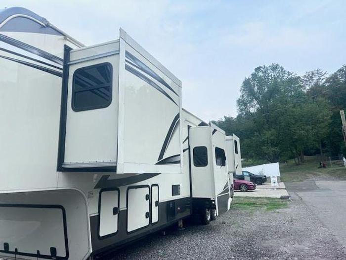 Used 2022 Vanleigh Vilano 394RK