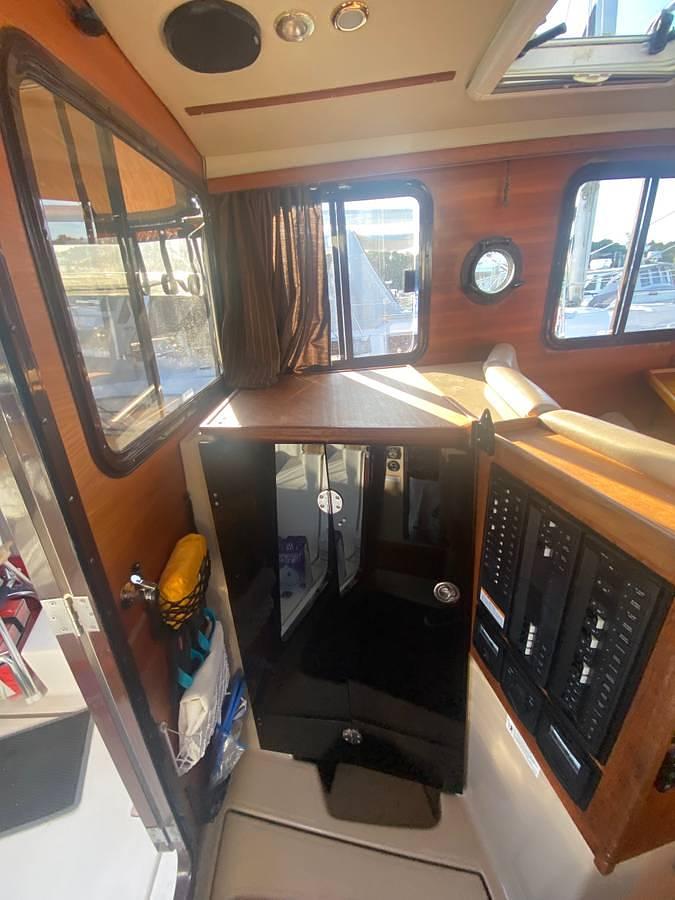 Used 2011 Ranger Tug R29