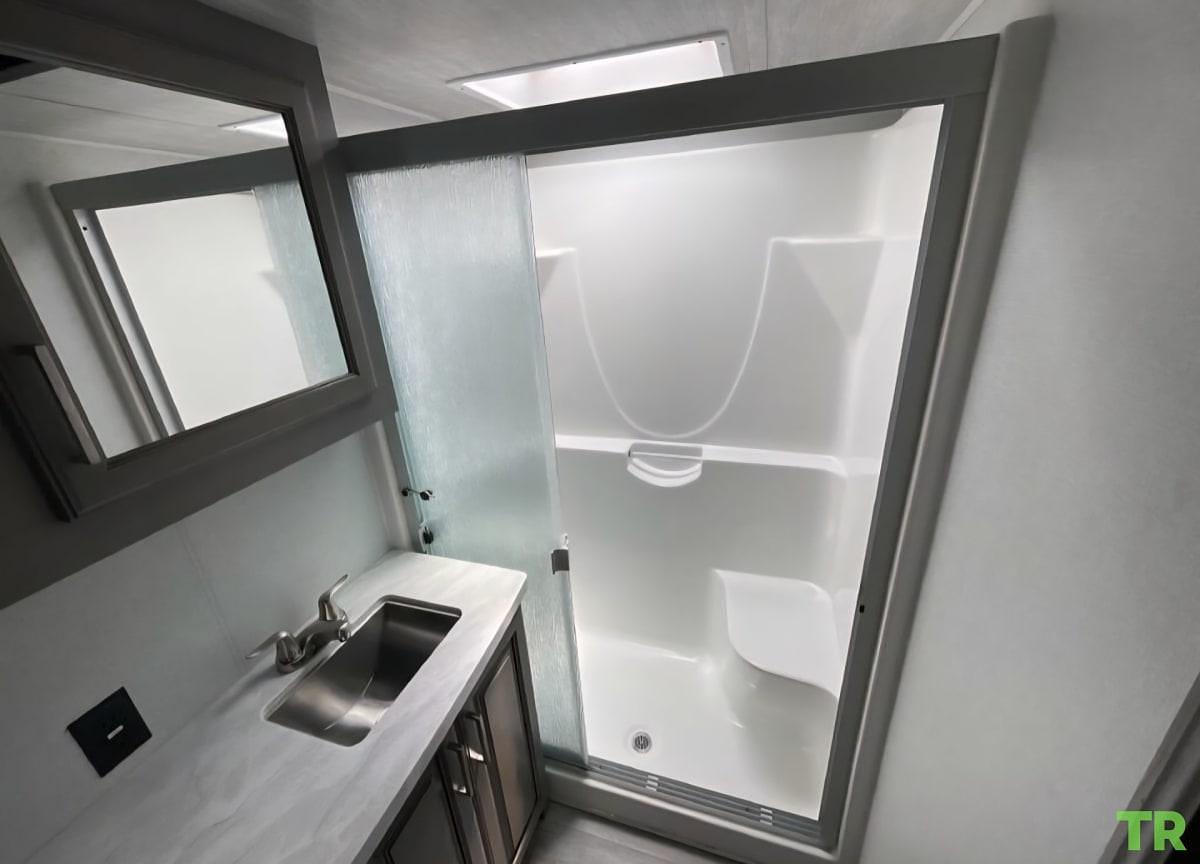 Used 2020 Keystone Montana 3760FL Fifth Wheel