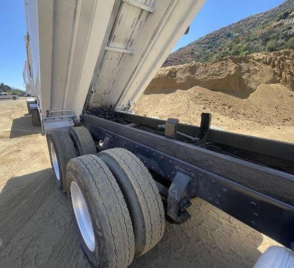 Used 2012 Peterbilt 367 Transfer Set Dump Truck