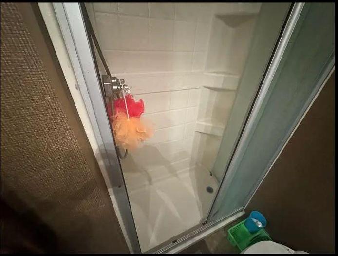 Used 2015 Thor Motor Coach Hurricane 27K