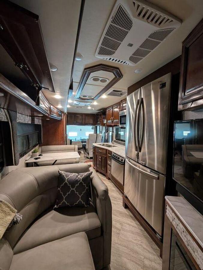 Used 2019 Fleetwood Bounder