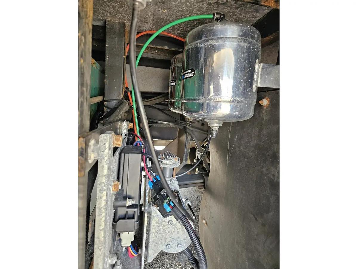 Used 2022 Dynamax Isata 5 30FW