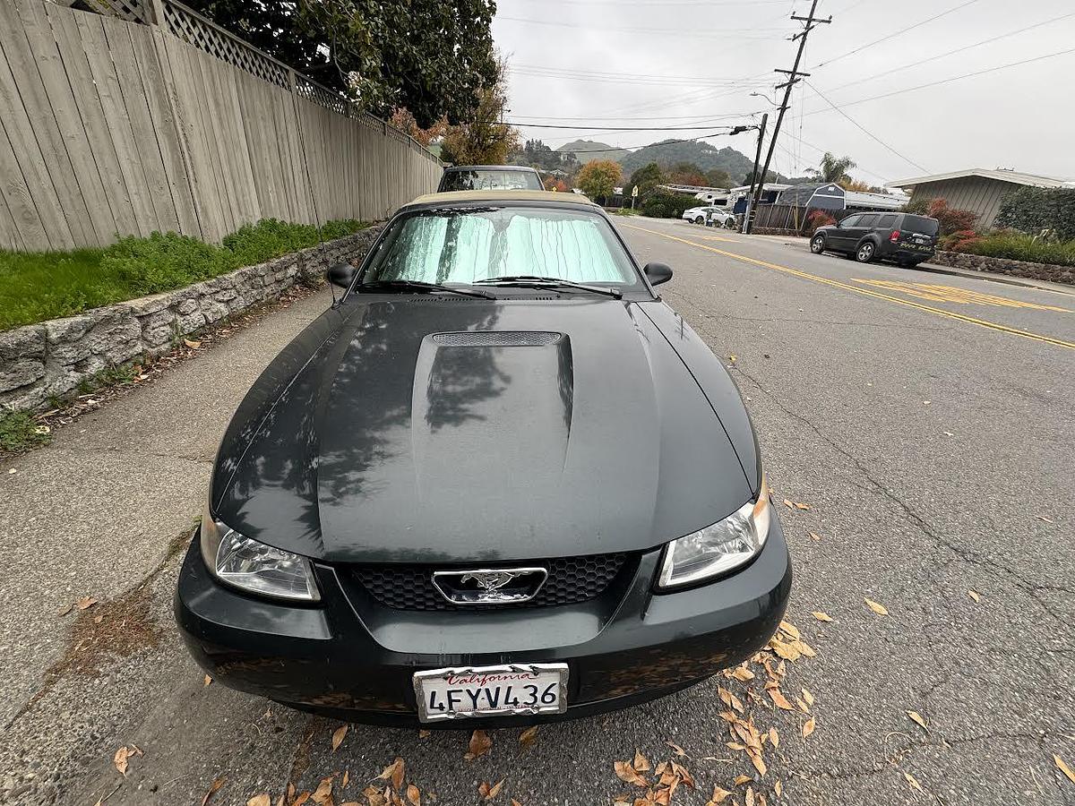 Used 1999 Ford Mustang GT Convertible