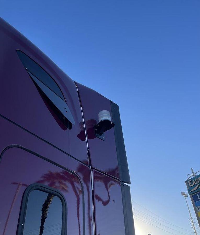 Used 2019 FREIGHTLINER CASCADIA 126