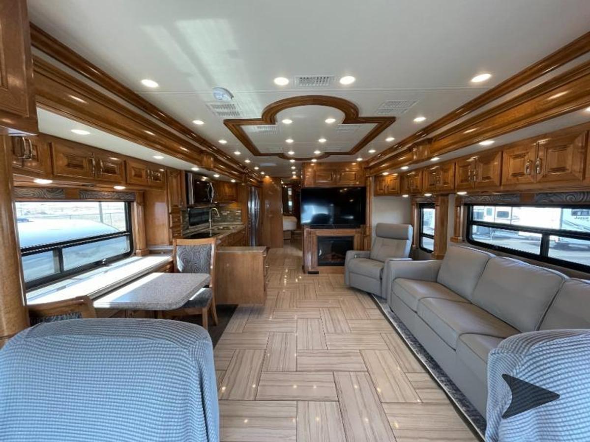 Used 2017 American Coach American Revolution 42P Class A Motorhome
