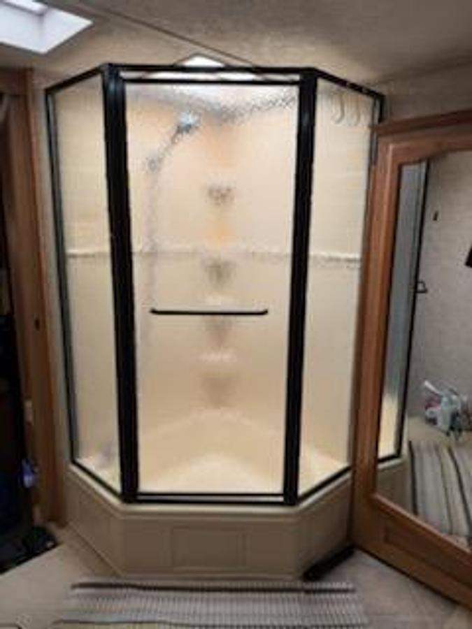 Used 2007 Keystone Montana 3400RL