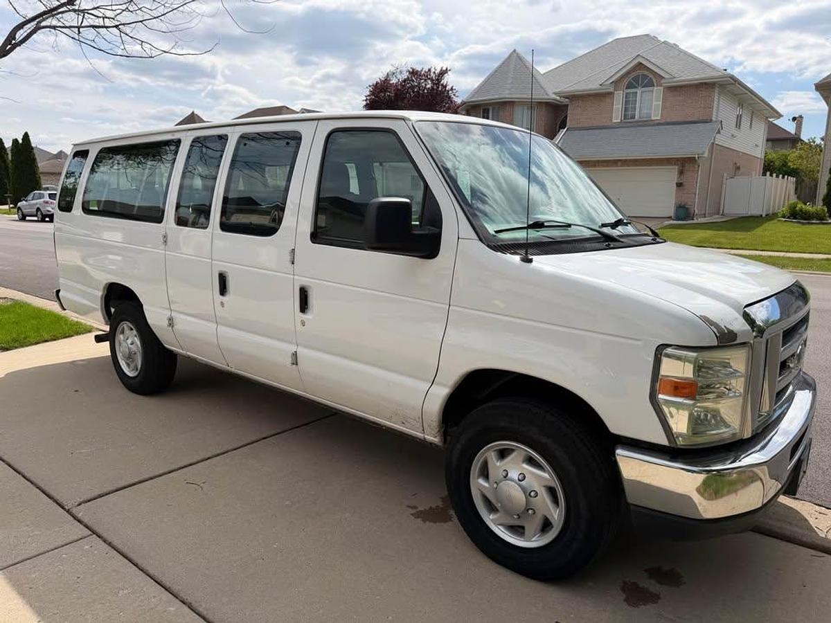 Used 2013 Ford E 350 XLT