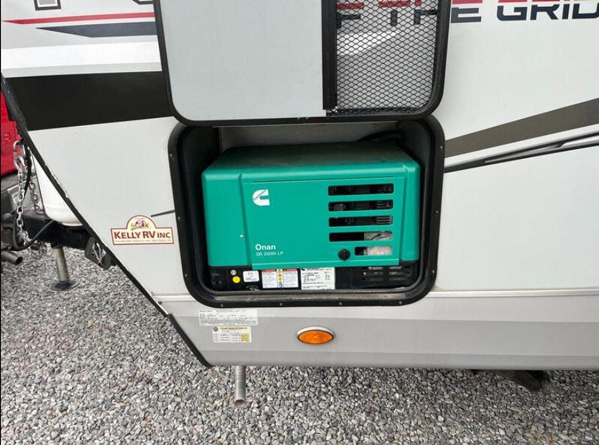 Used 2024 Northwood Nash 18FM OTG Off-Grid Travel Trailer