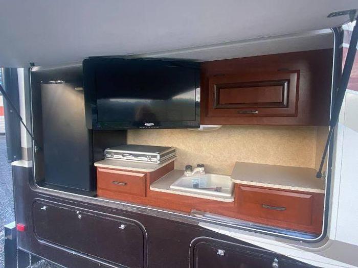 Used 2013 Forest River Sunseeker 2860DS