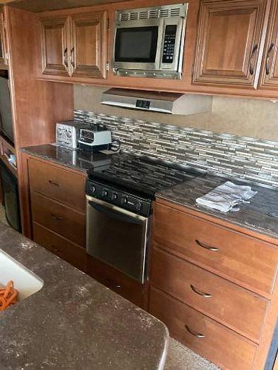 Used 2015 Forest River Sandpiper 346RETS