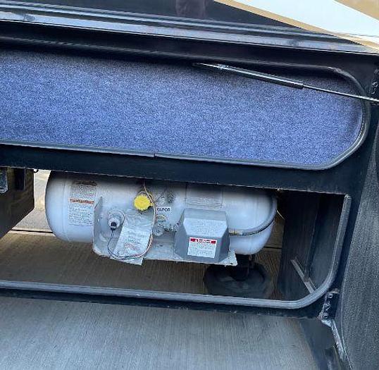 Used 2018 Jayco Seneca 37TS