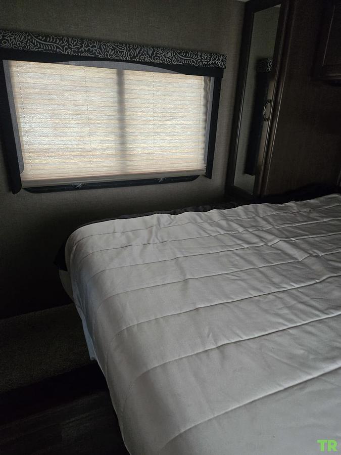 Used 2018 Thor Motor Coach A.C.E. 30.4