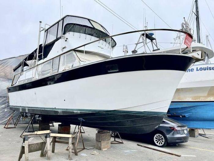 Used 1970 Tollycraft CB Tri Cabin