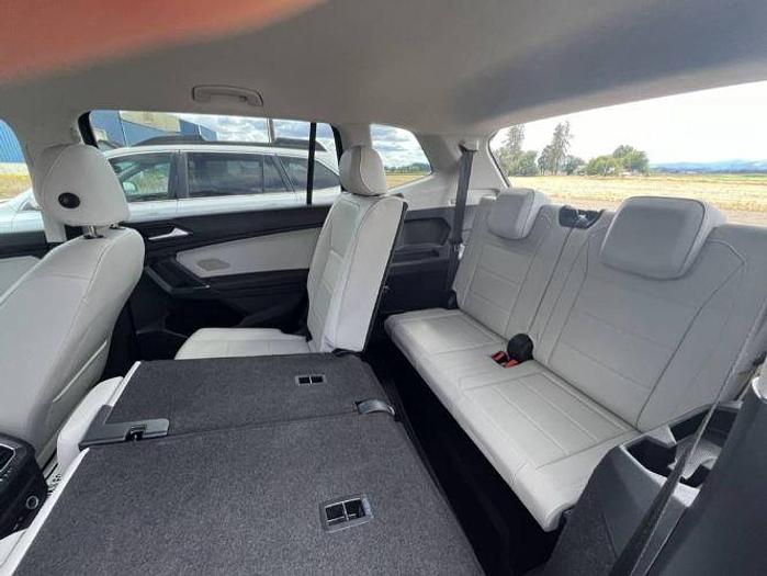 Used 2018 Volkswagen Tiguan SEL