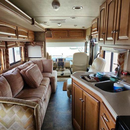 Used 2012 Winnebago SIGHTSEER 36V