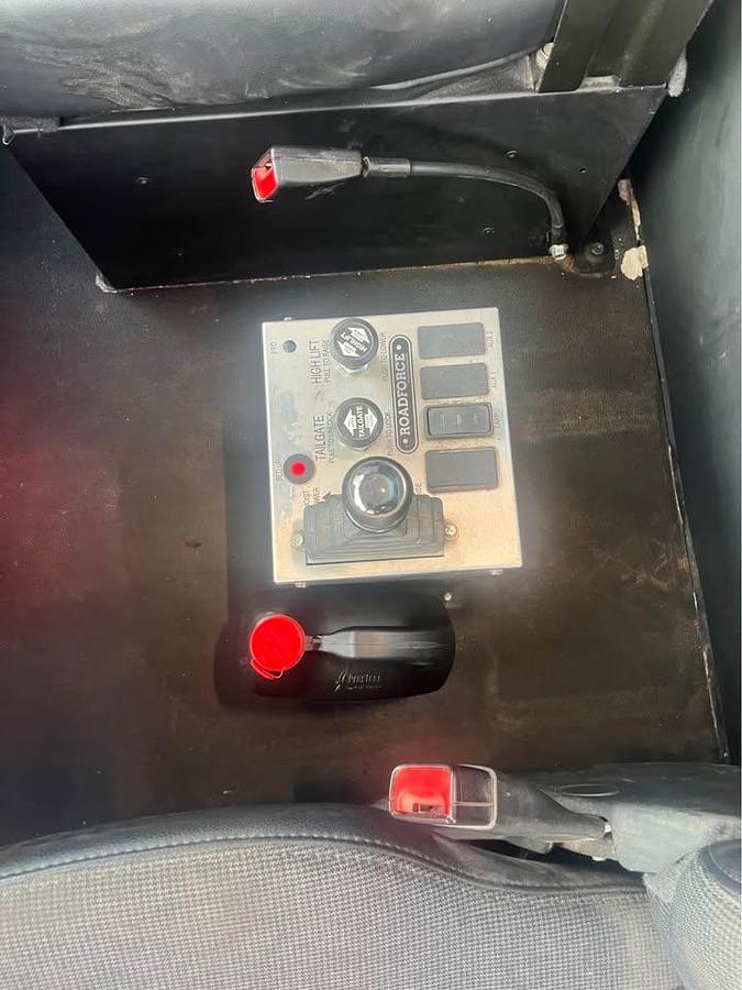 Used 2024 Kenworth T880 Dump Truck