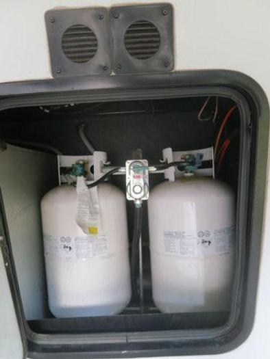 Used 2019 Keystone Fuzion 373