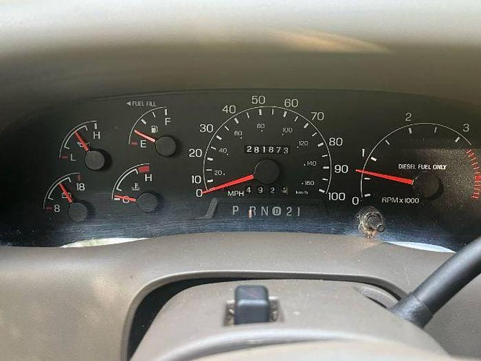 Used 2001 Ford Super Duty F-250 Lariat Flatbed