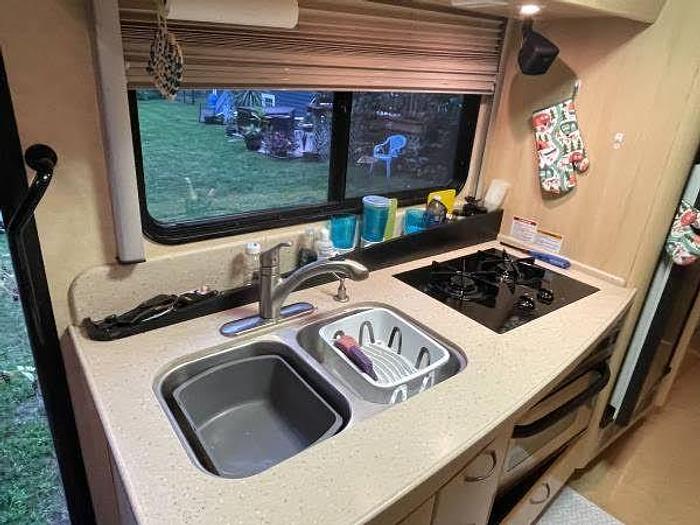 Used 2006 Fleetwood Tioga