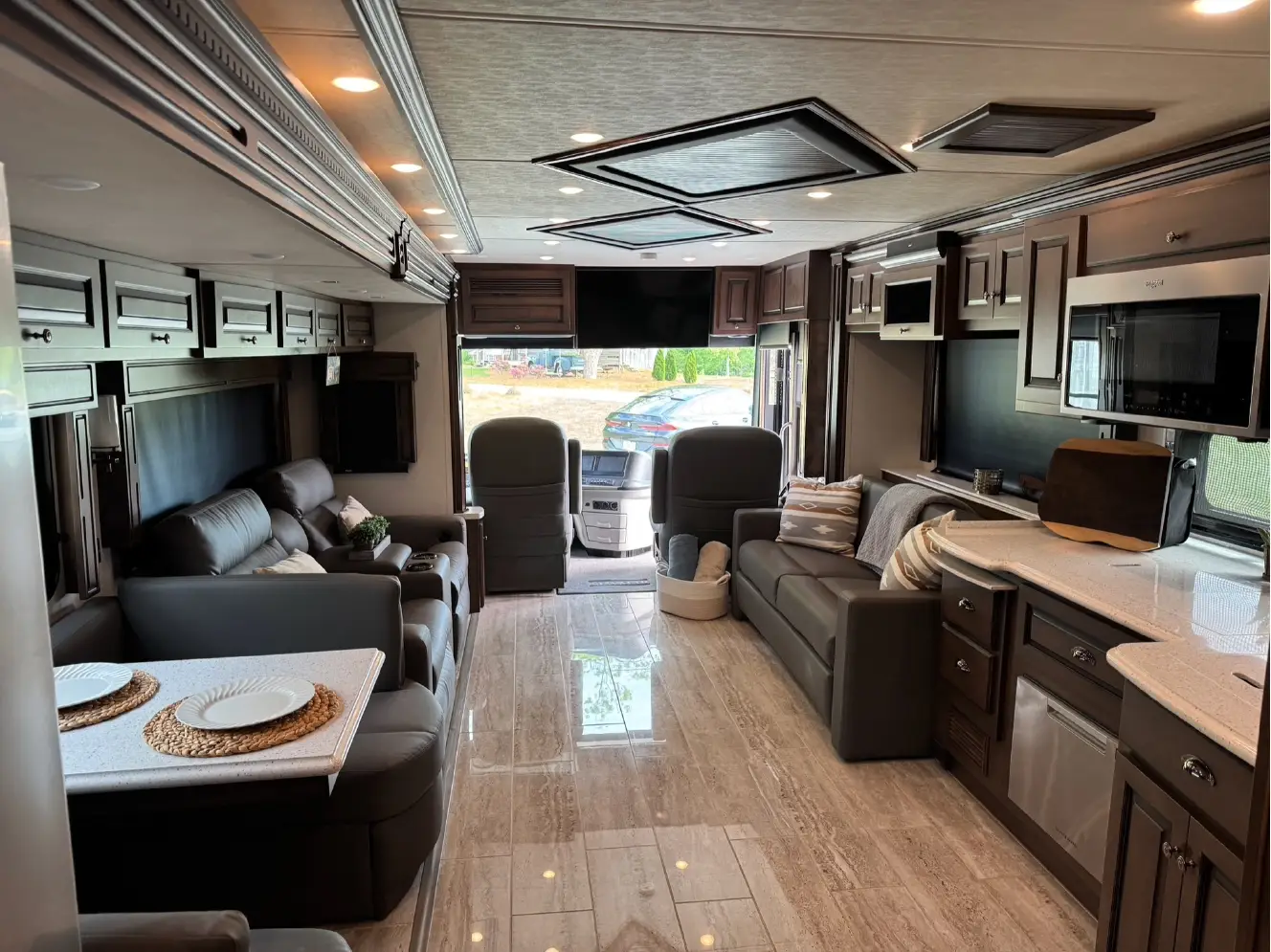 Used 2021 Newmar Dutch Star 4369