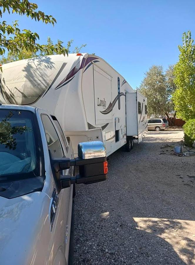 Used 2012 Keystone Loredo 324RL Fifth Wheel