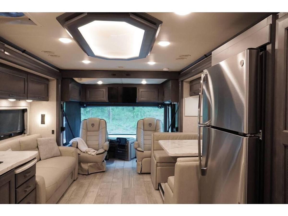 Used 2023 Thor Aria 4000