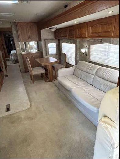 Used 2004 Travel Supreme Envoy 40DS04