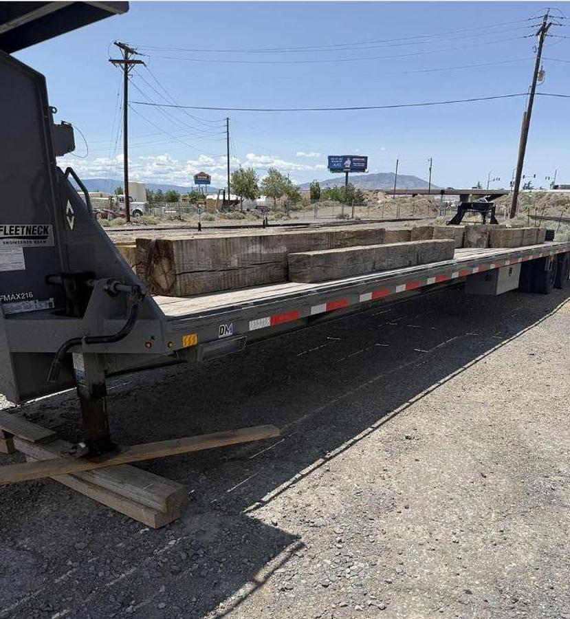 Used 2023 Diamond C 45 Ft