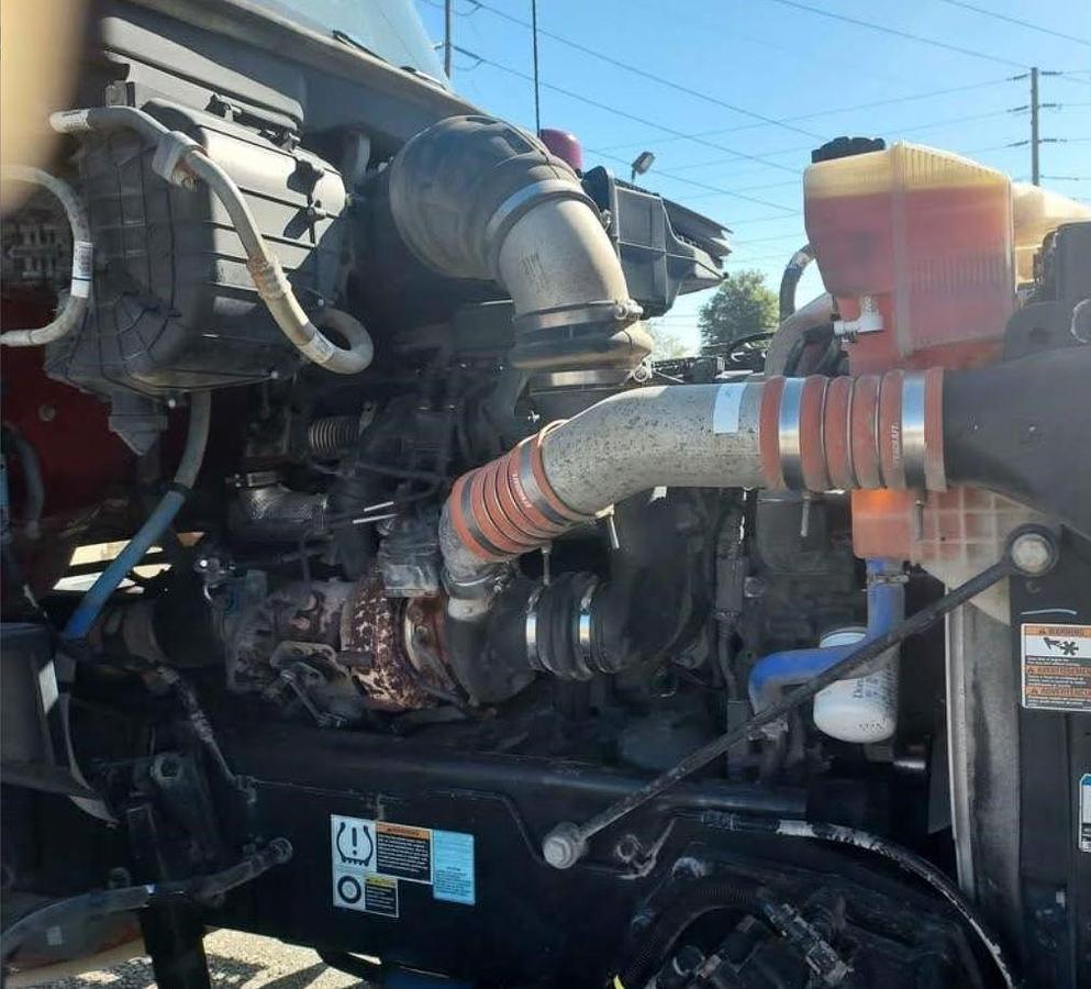 Used 2020 KENWORTH T880 Dump Truck