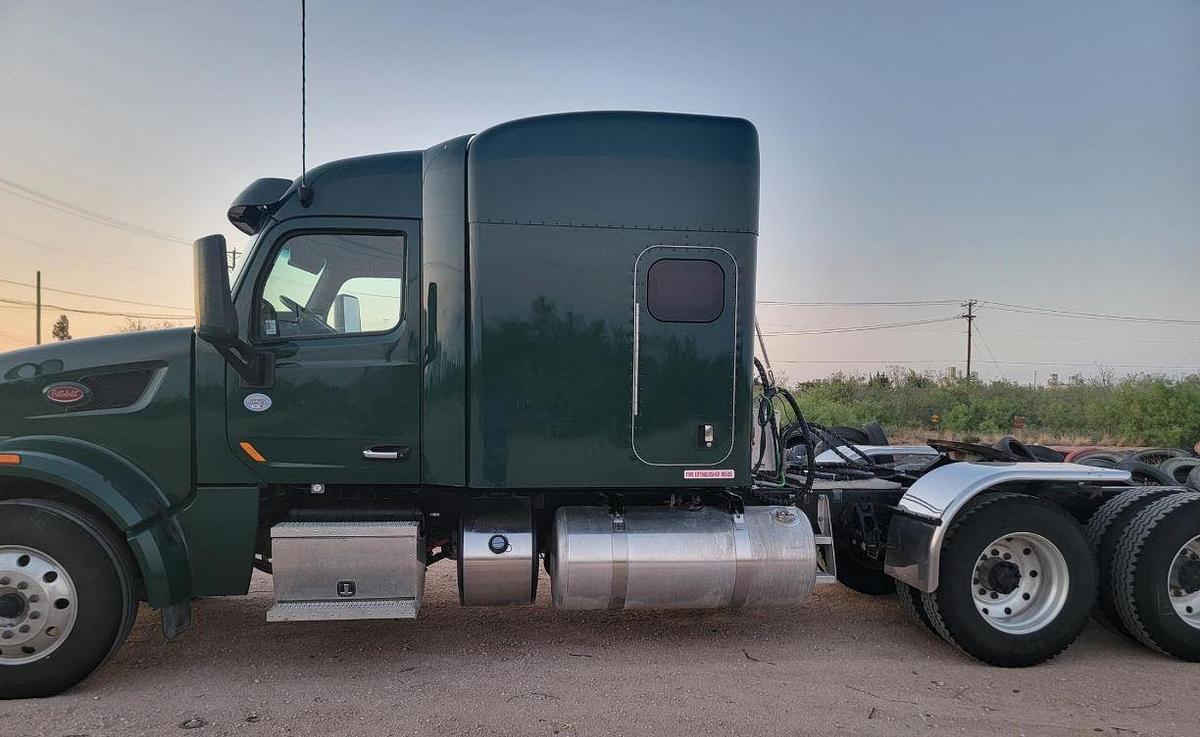 Used 2021 Peterbilt 567
